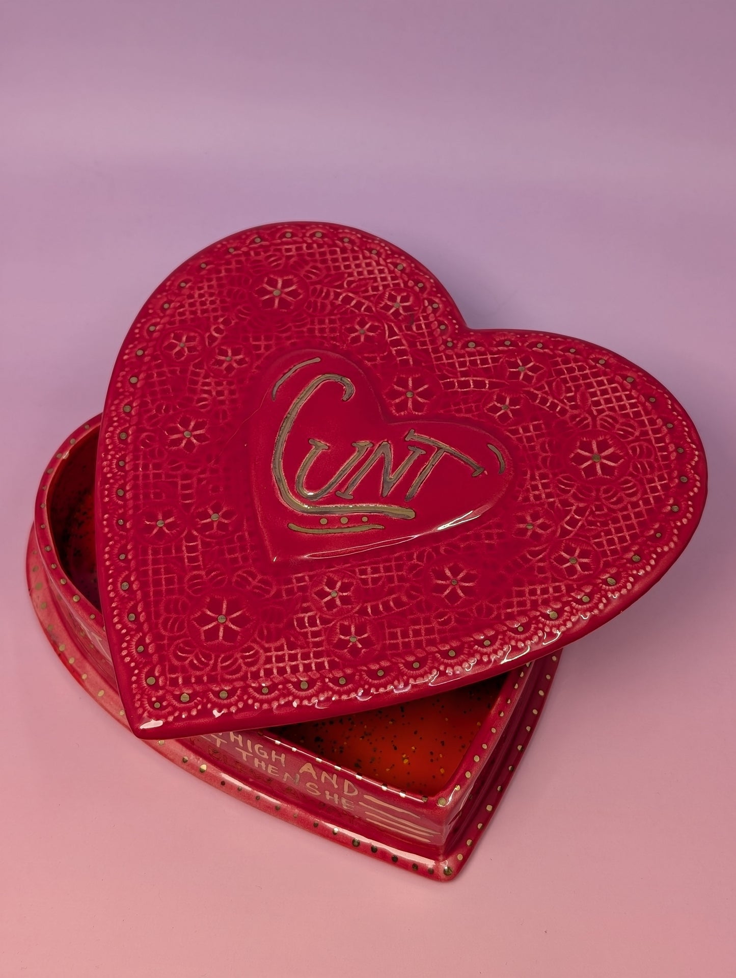 Cunt Lace Heart Box