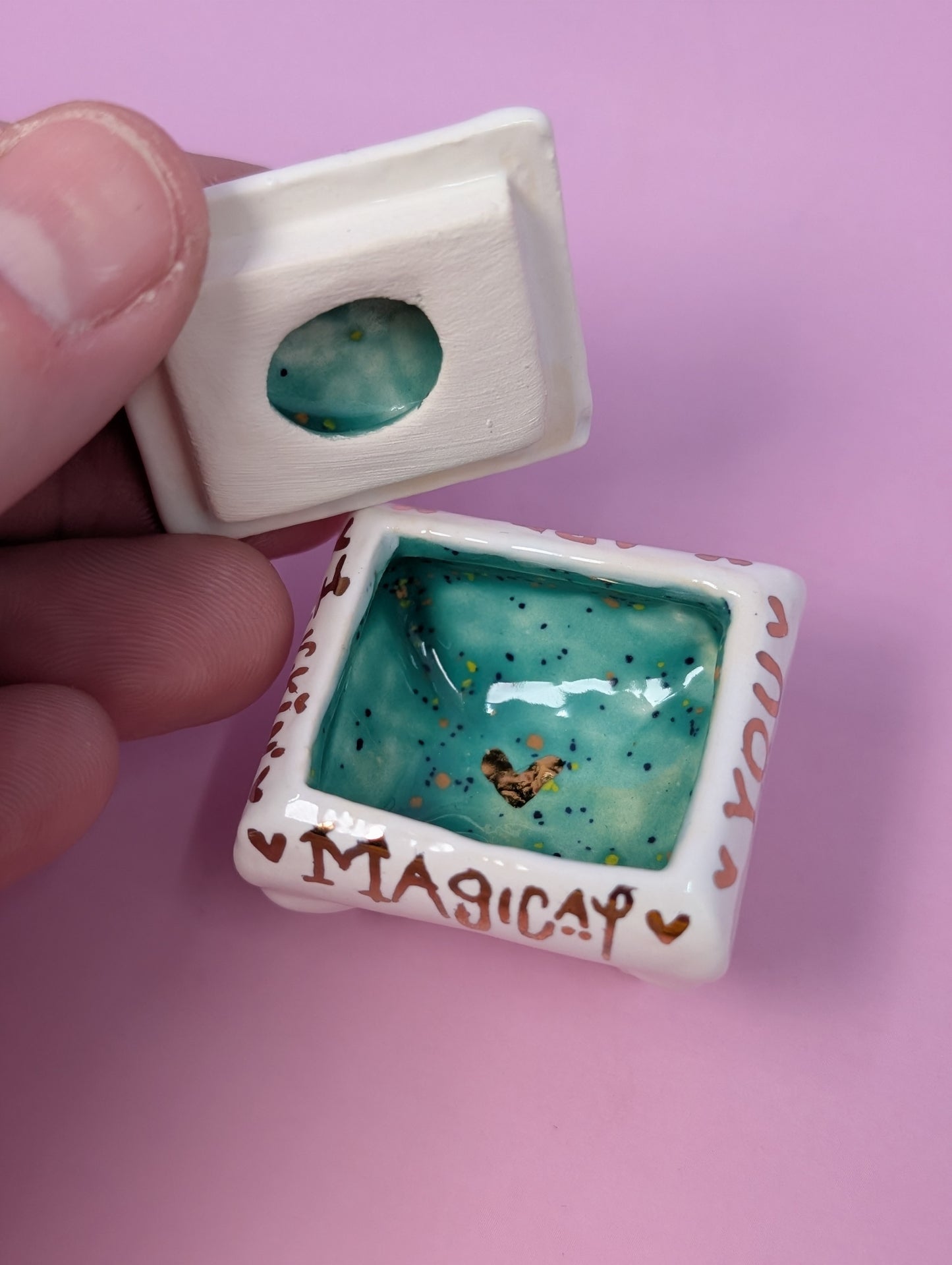 Tiny Cunty Pillbox