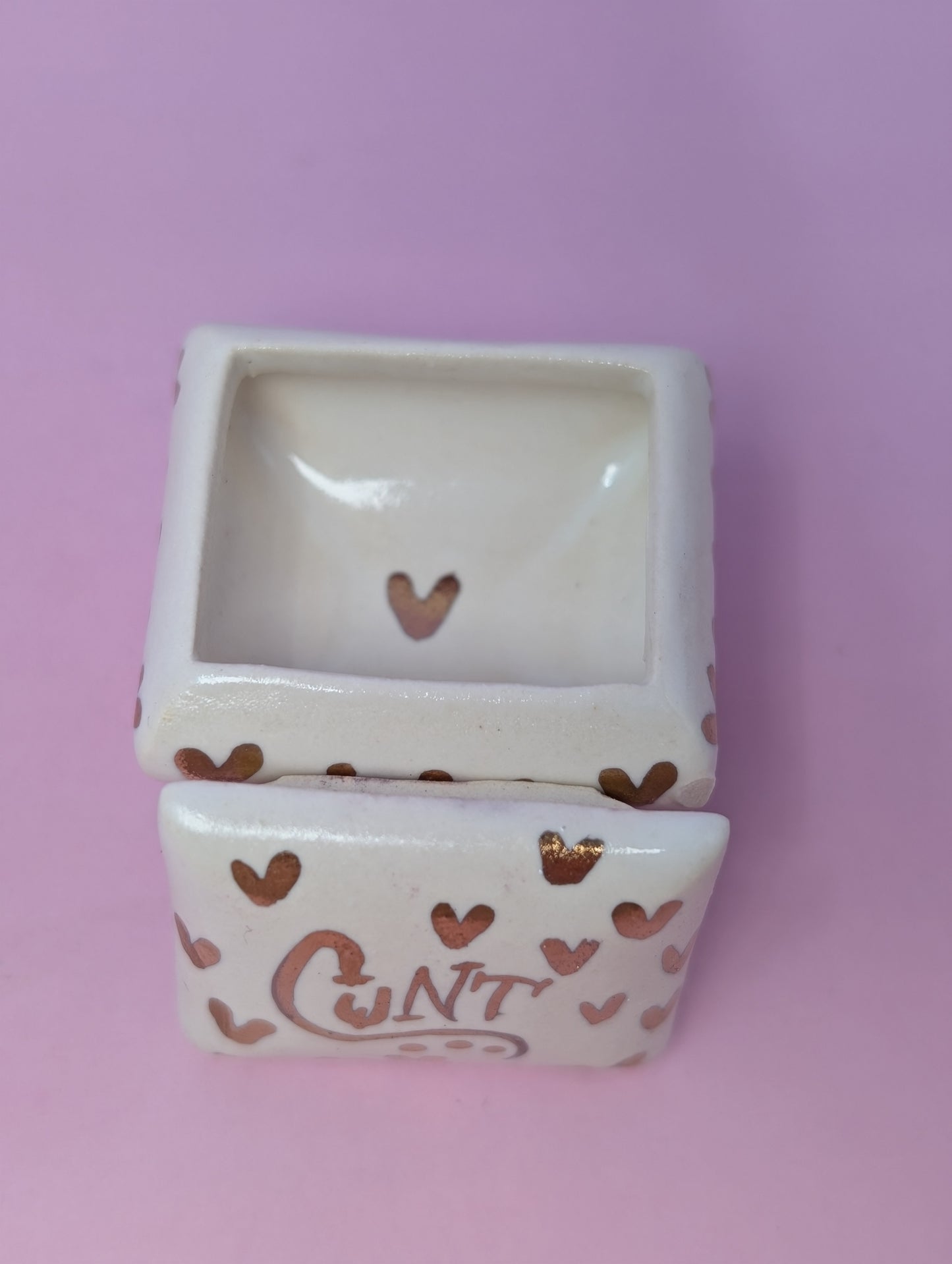 Tiny Cunty Pillbox