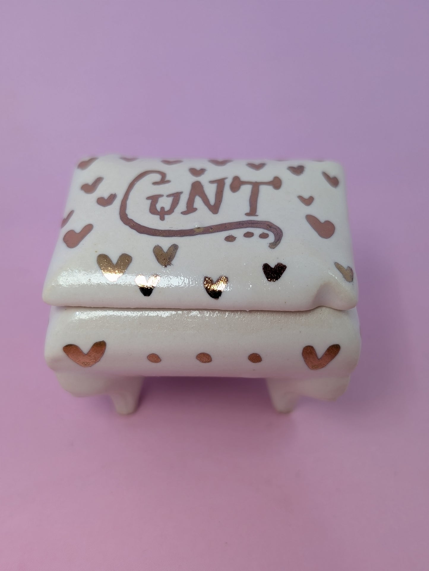 Tiny Cunty Pillbox