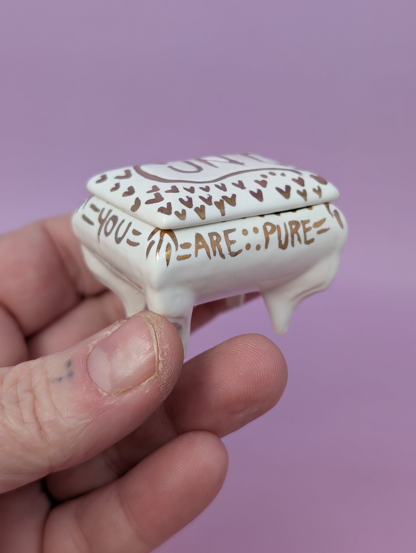 Tiny Cunty Pillbox