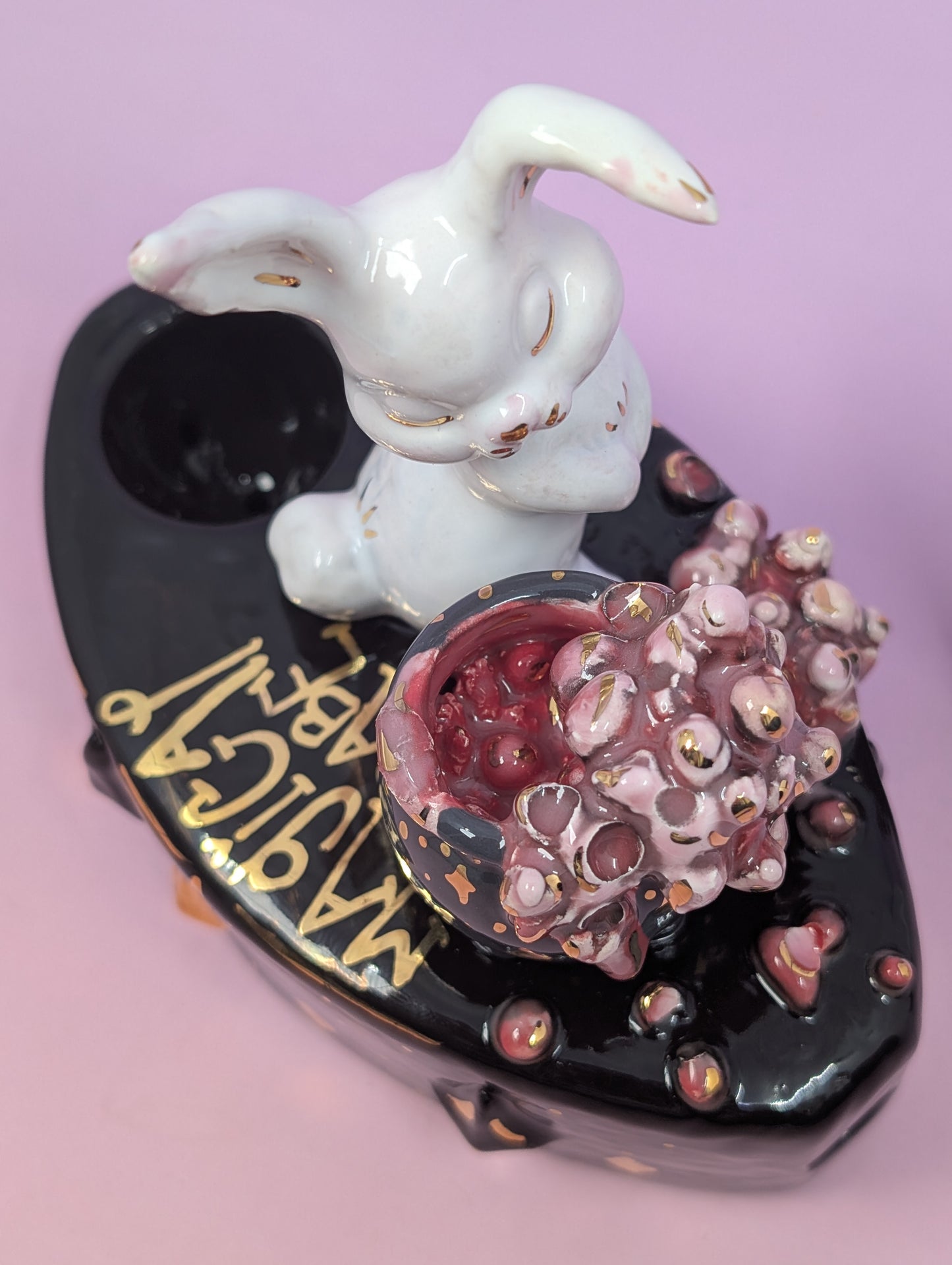 Bunny Cauldron Pipe