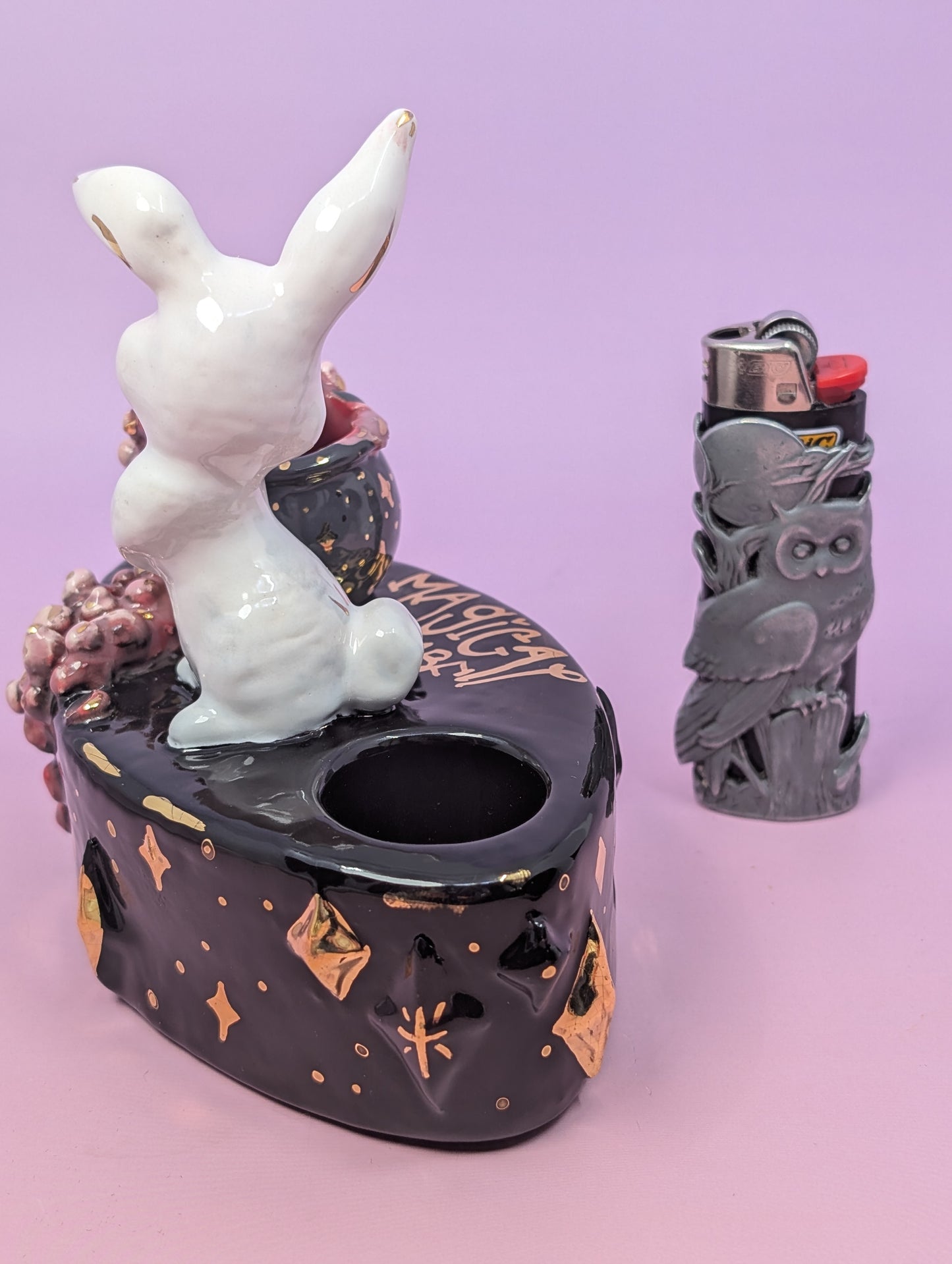 Bunny Cauldron Pipe