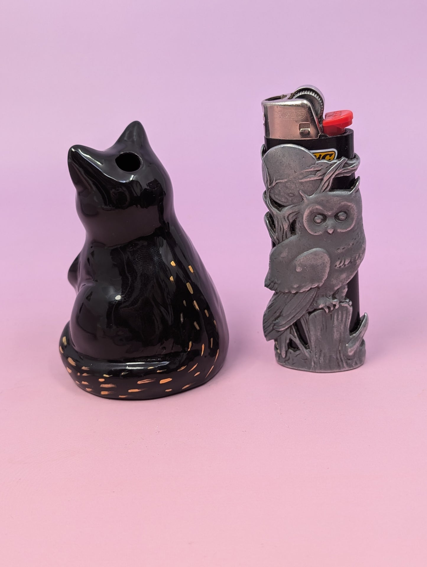 Cat Pipe with Yarn Ball