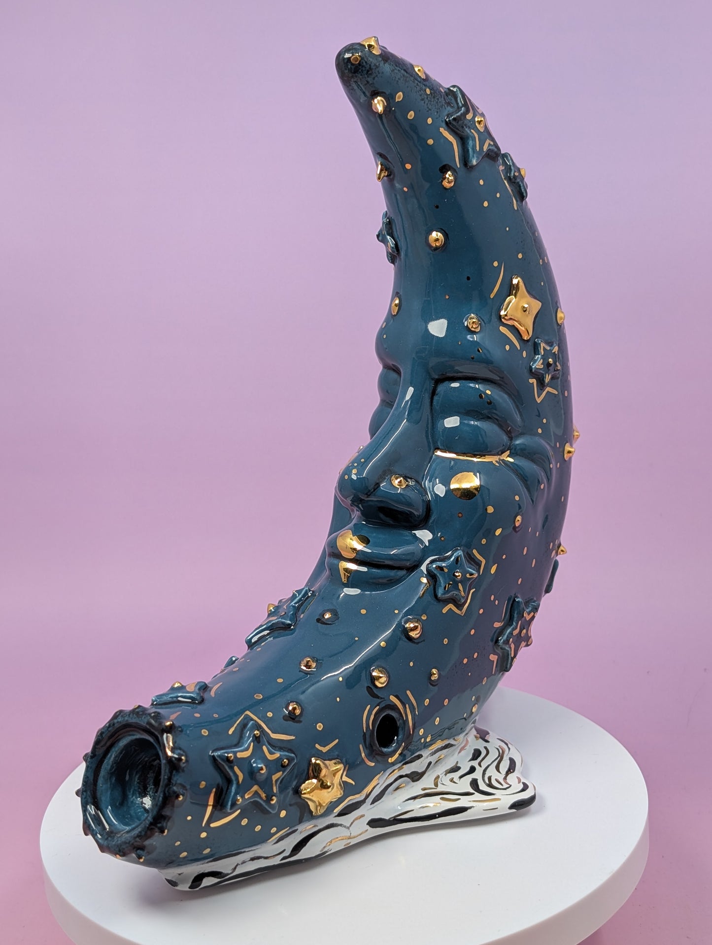 Moon Pipe