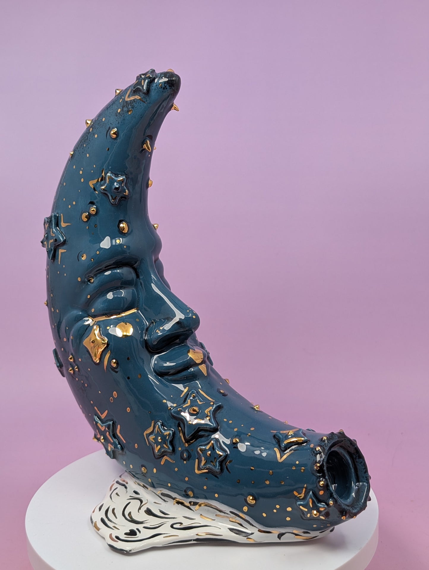 Moon Pipe