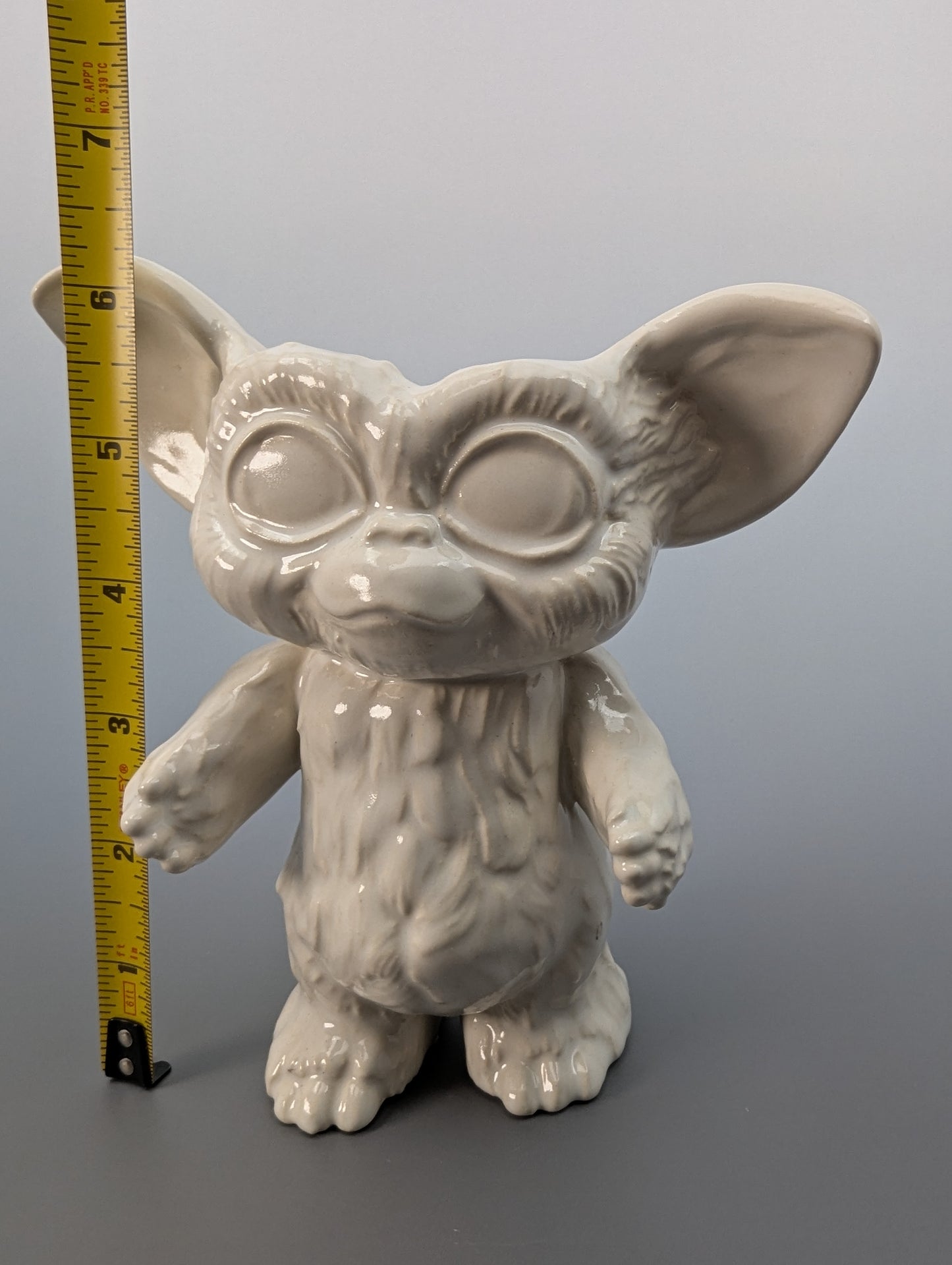 Gizmo Planter - White Gloss