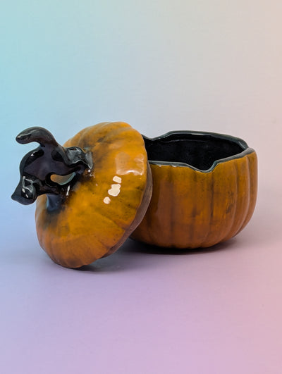 Black Cat on Pumpkin Ashtray
