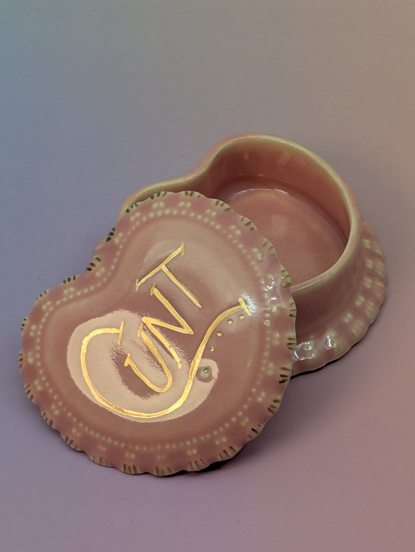 Cunt Frilled Heart Pillbox