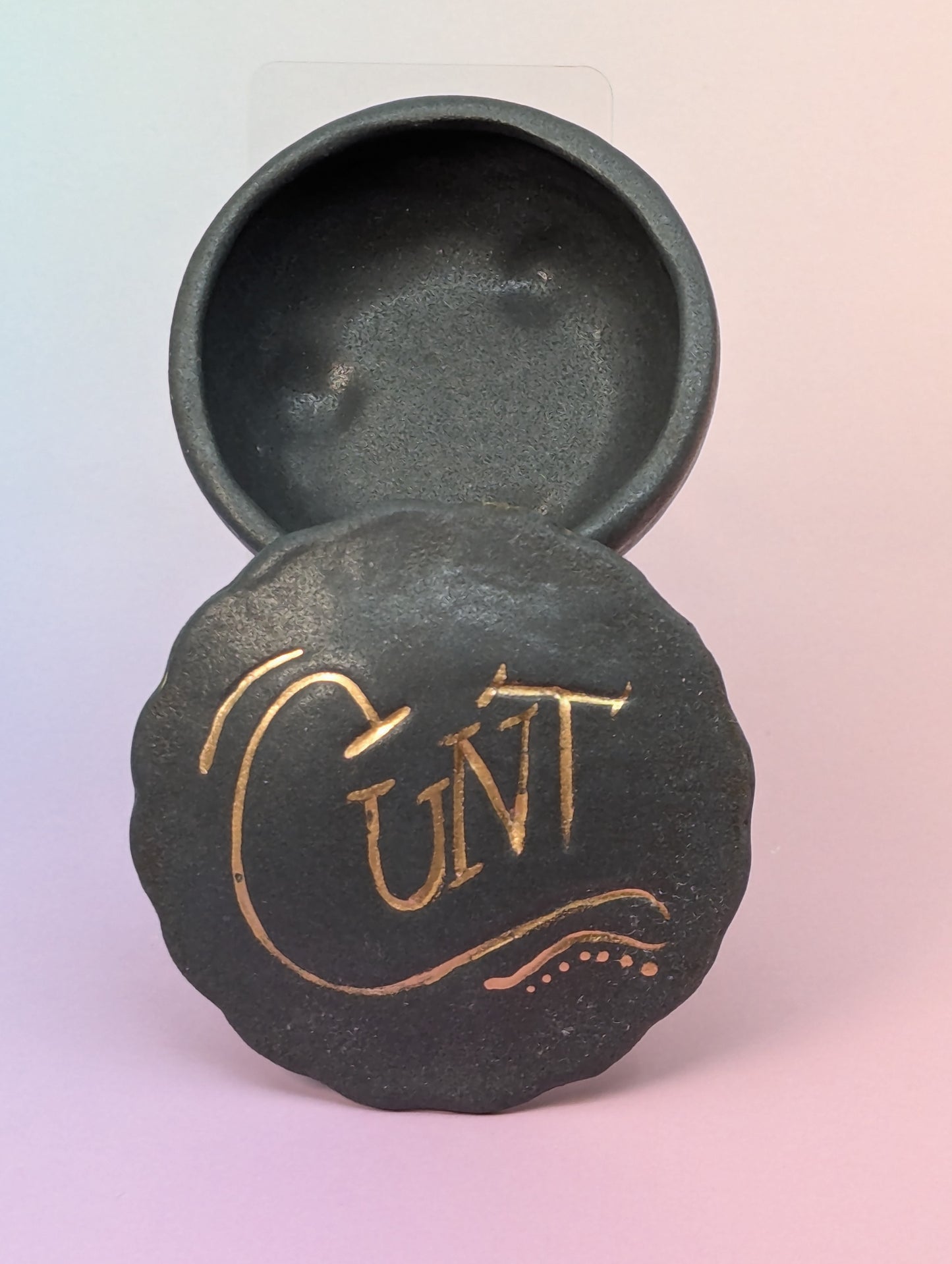 Cunt Round Scalloped Pillbox