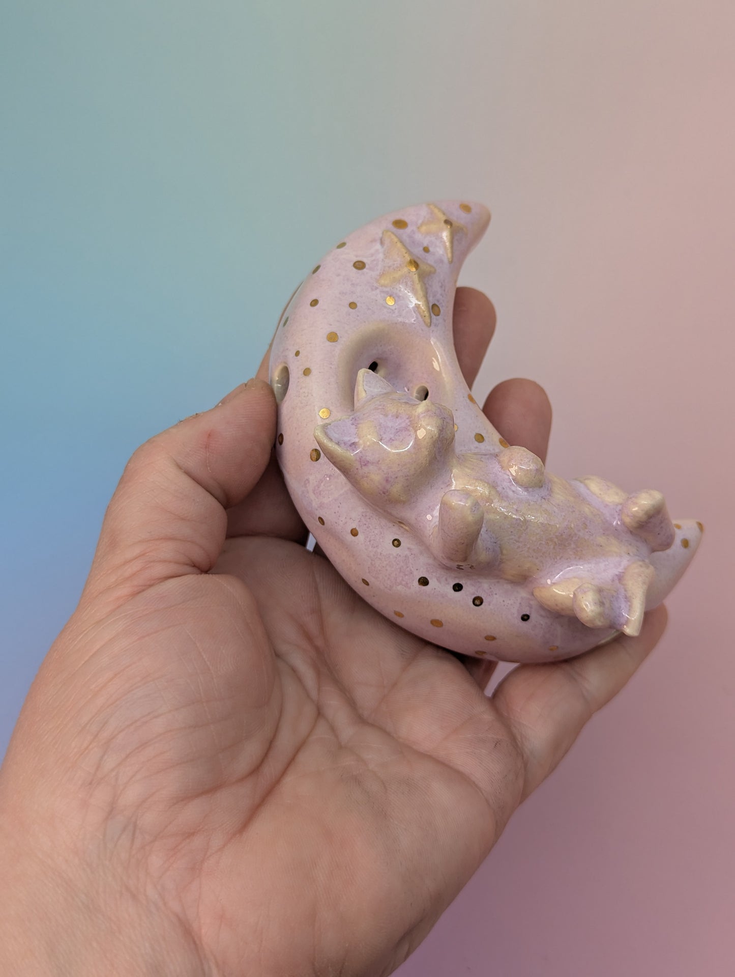 Playful Kitten & Stars Pipe