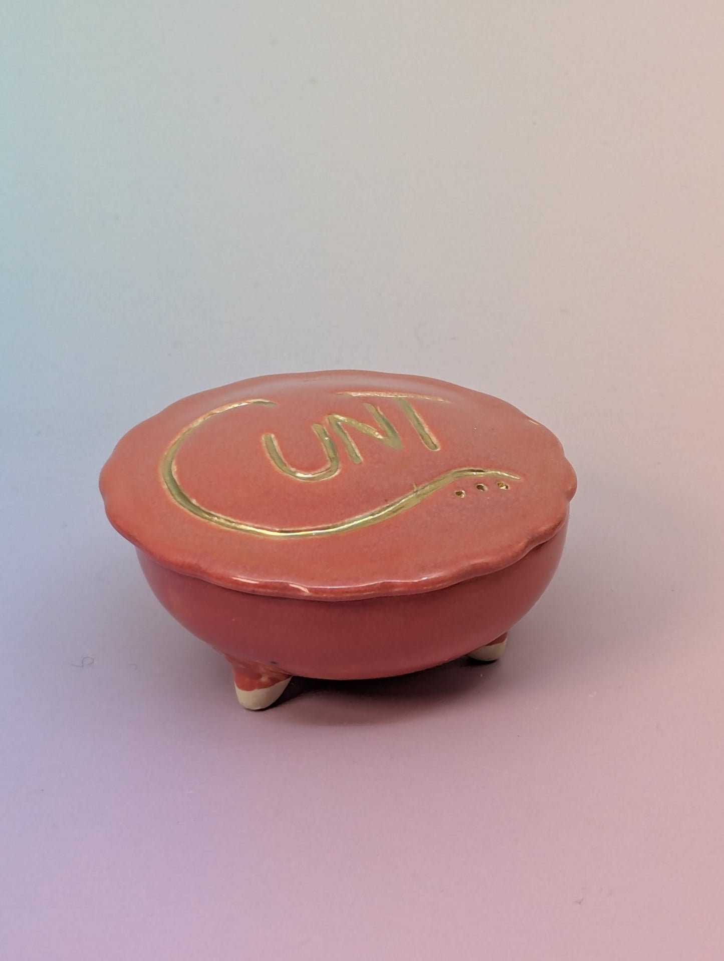 Cunt Round Pillbox