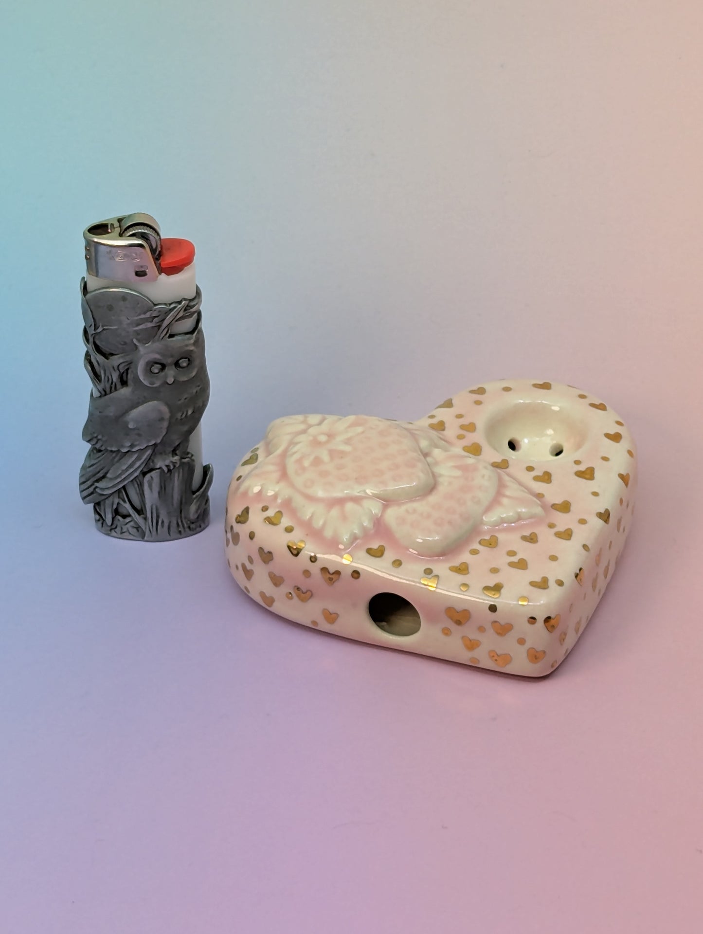 Strawberries on Heart Pipe