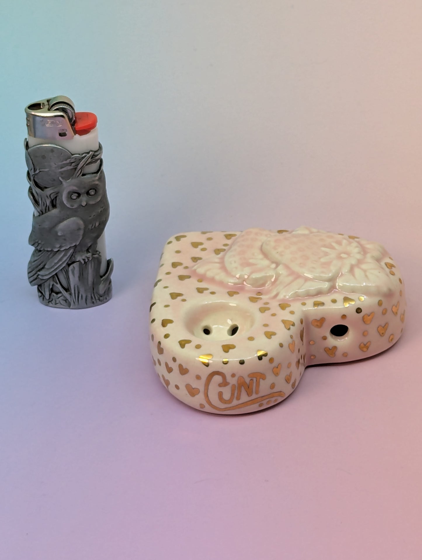 Strawberries on Heart Pipe