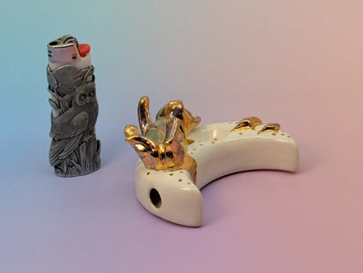 Playful Kitten & Stars Pipe