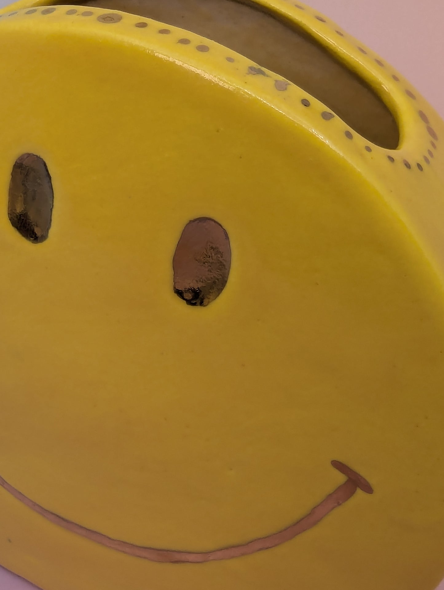 Cunty Smiley Face Vase