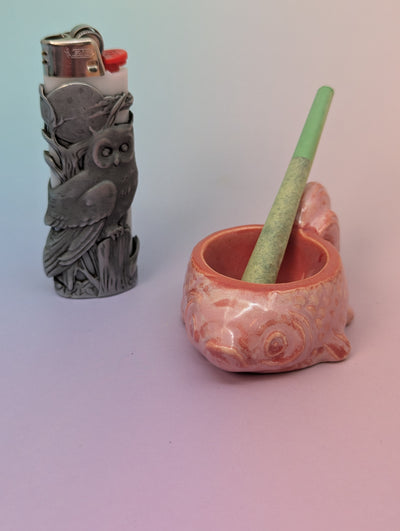 Fishy Personal Ashtray - Nips and Lips Pink