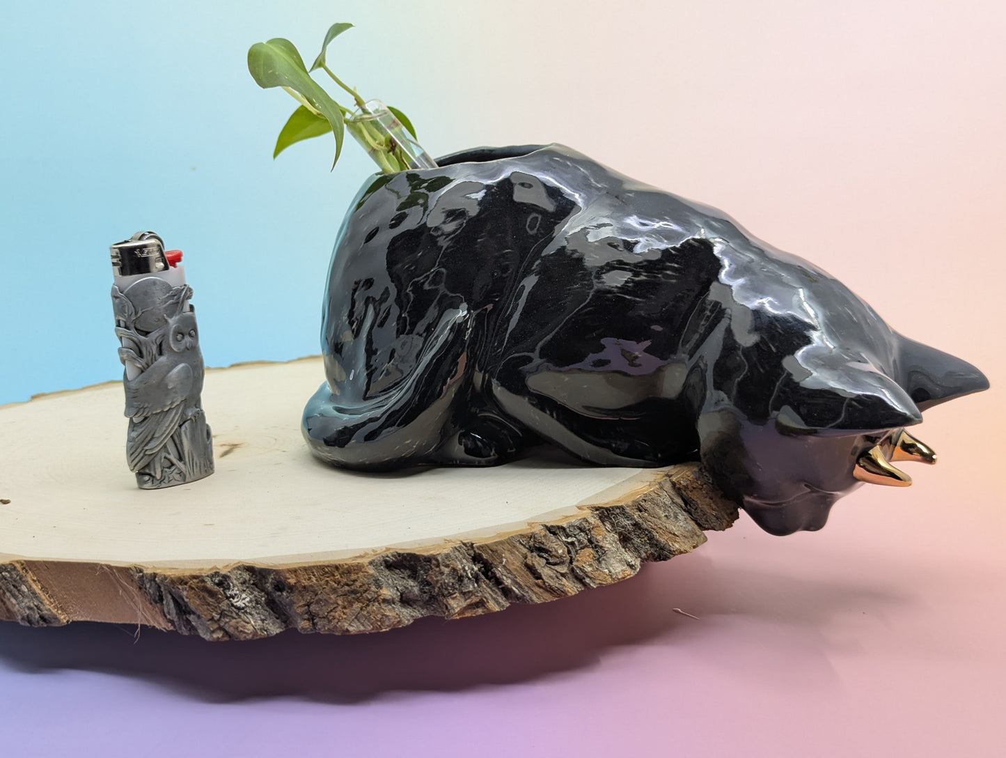 Devil Dink Planter W/Gold Horns