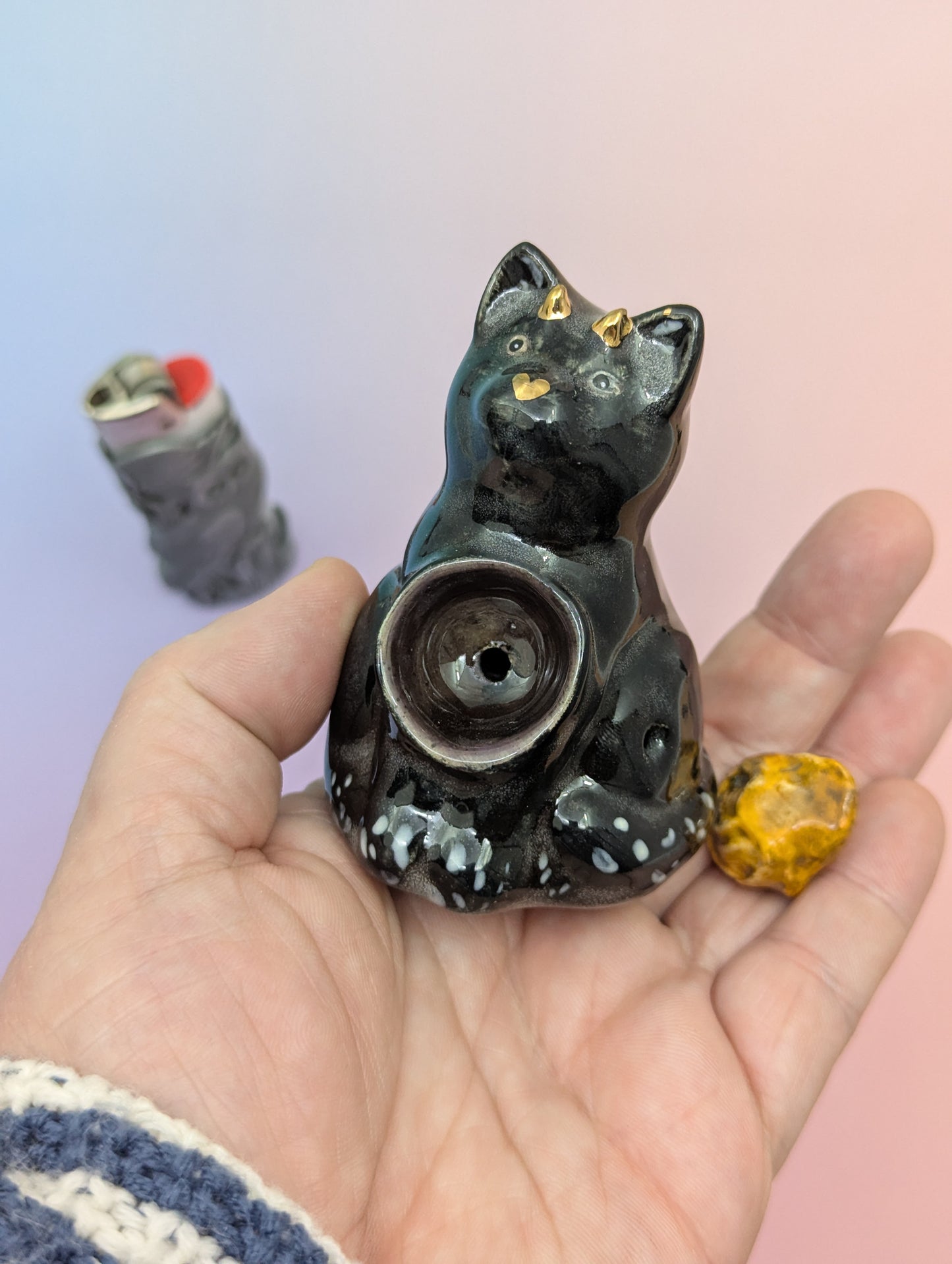 Black Cat Pipe W/Yarn Ball Stopper