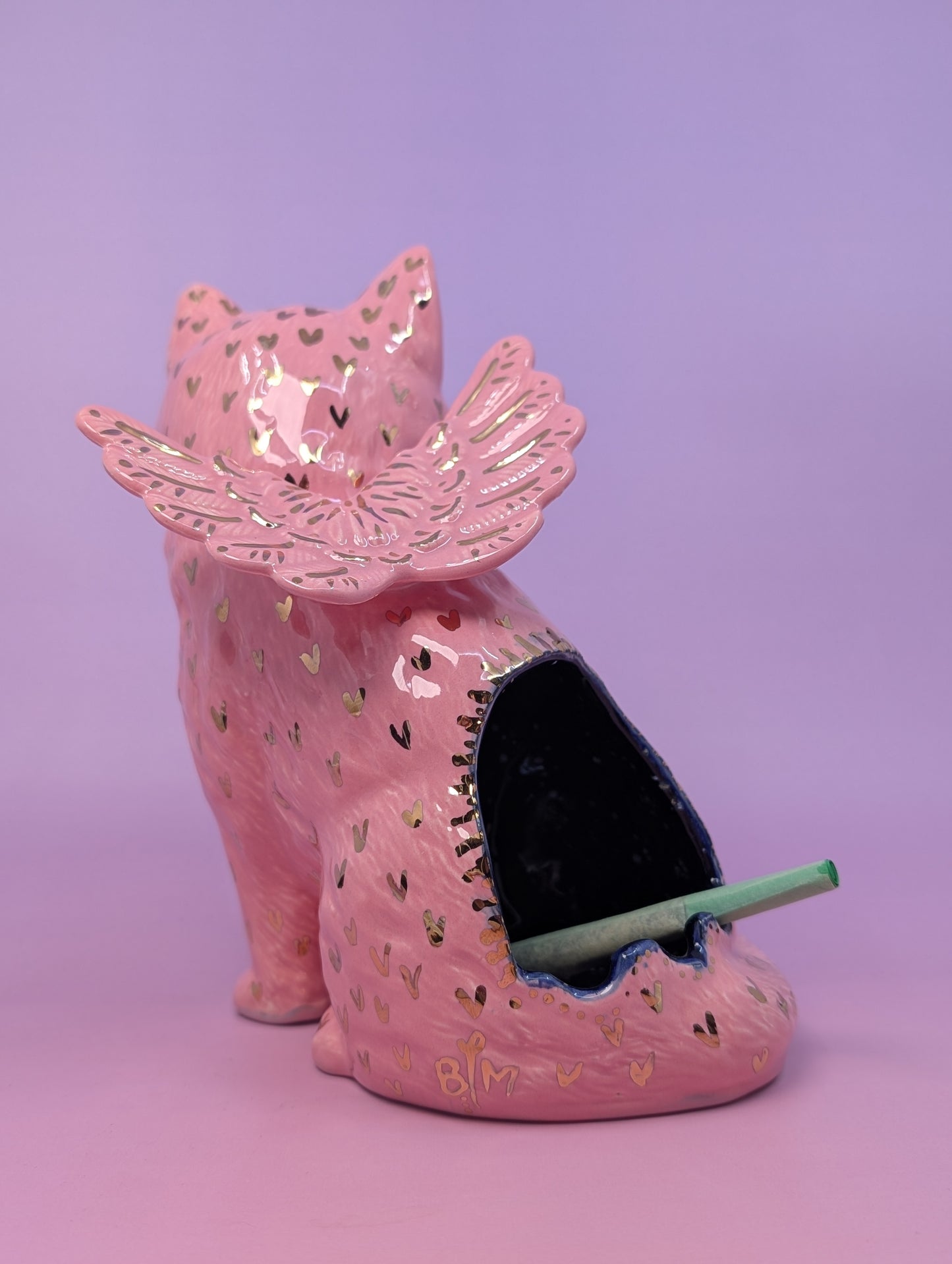 Mogwai Ashtray w/ Gold Glaze