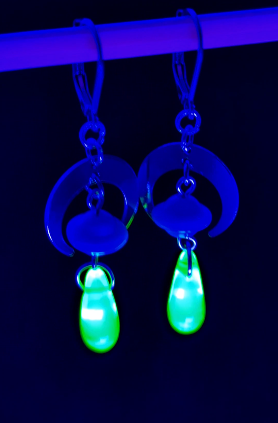 Moonlit Glow Drop Abduction