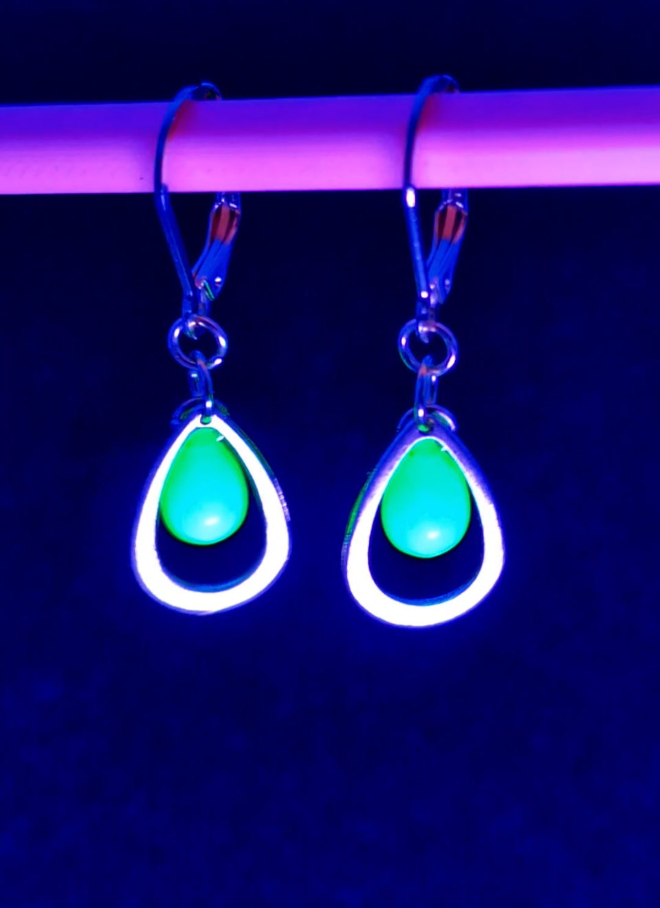 Atomic Teardrop