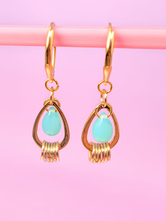 Stacked Atomic Teardrop