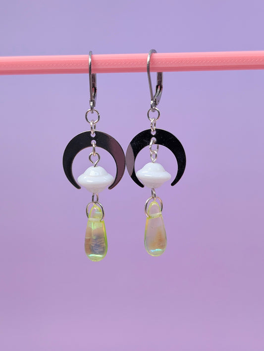Moonlit Glow Drop Abduction