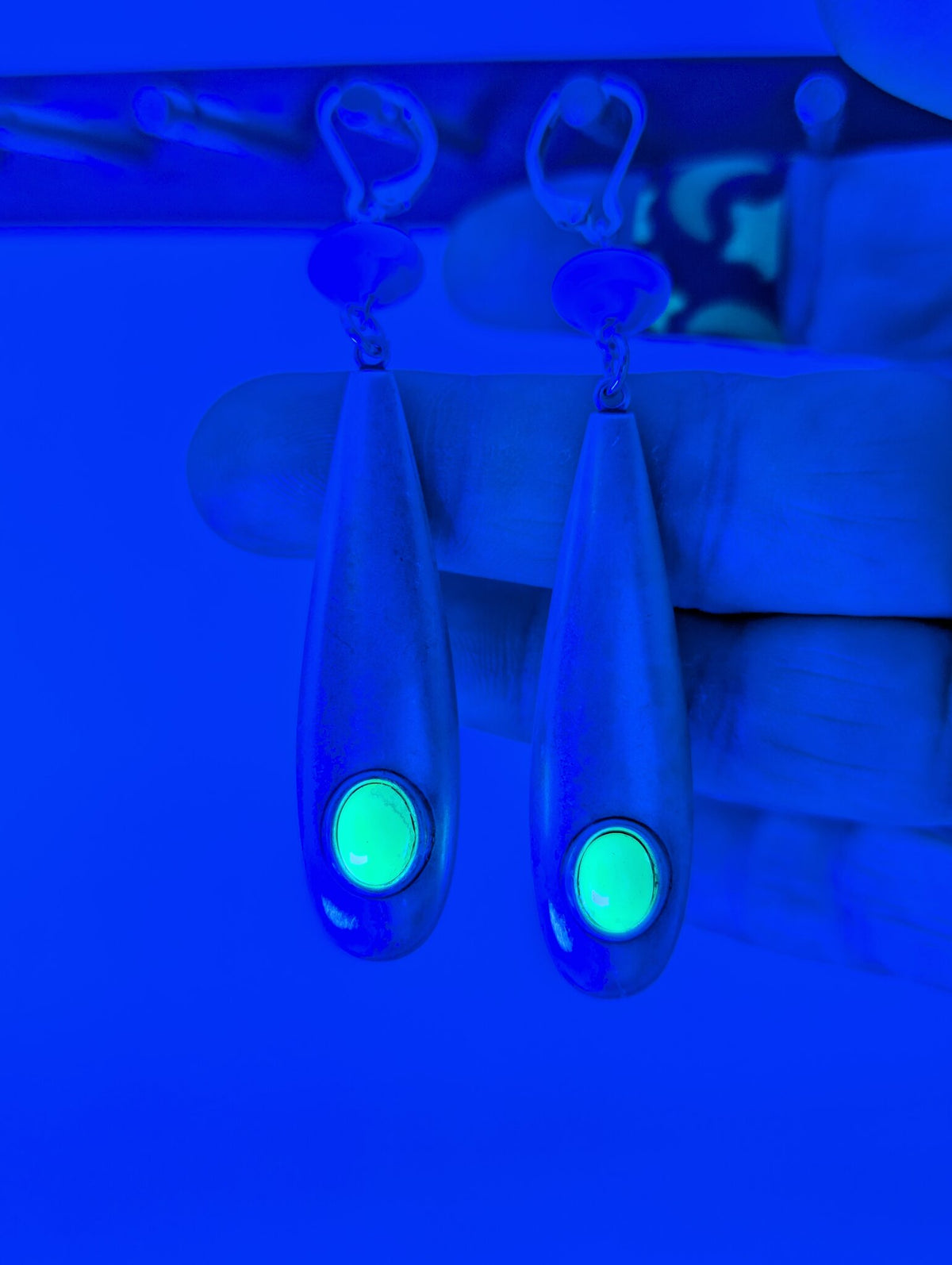 EAR-0070_0003.jpg