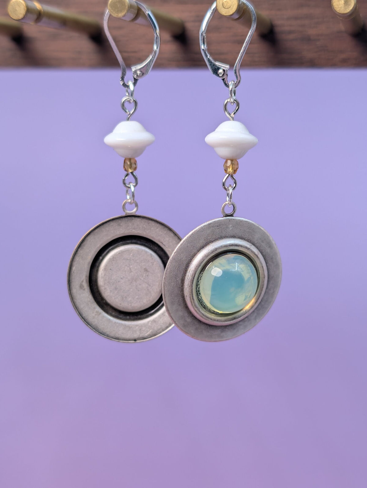 EAR-0076_0002.jpg