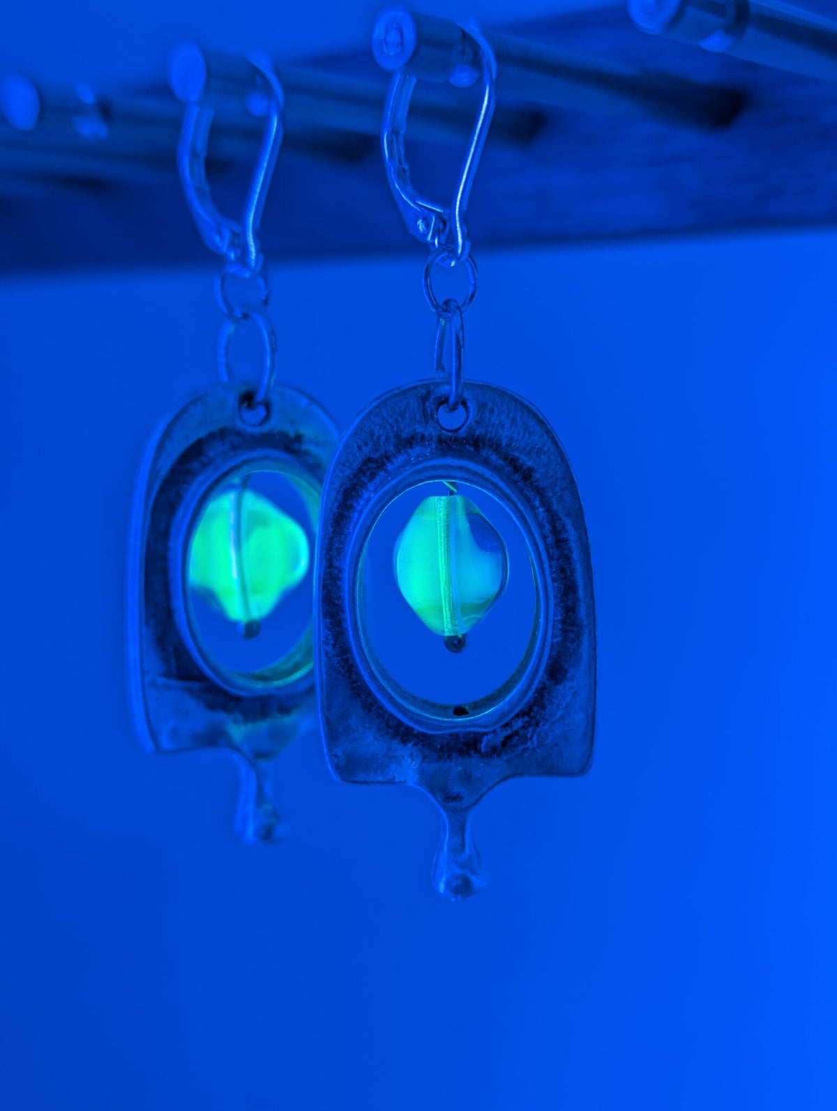 EAR-0083_0002.jpg