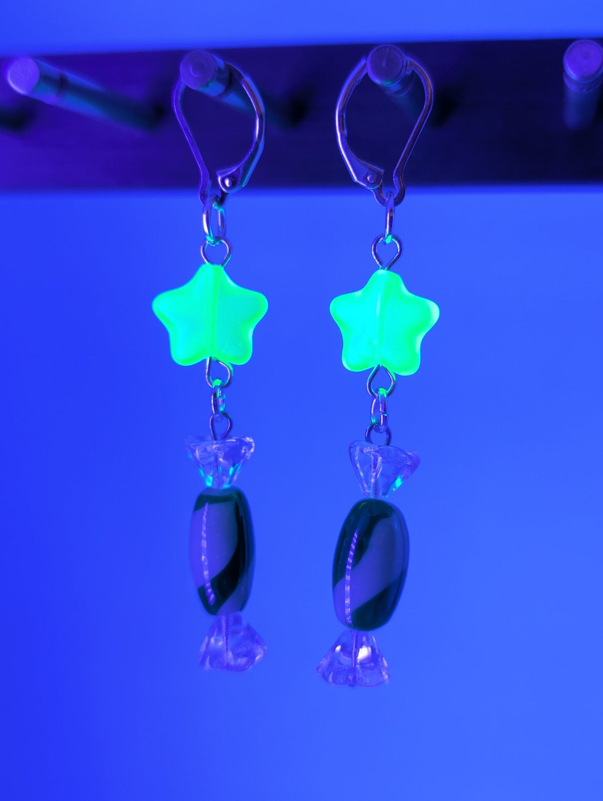 EAR-0099_0001.jpg