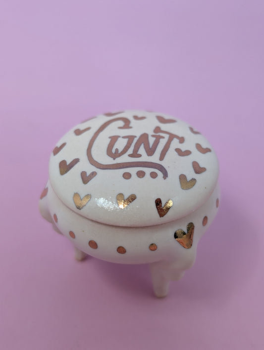 Tiny Cunty Pillbox