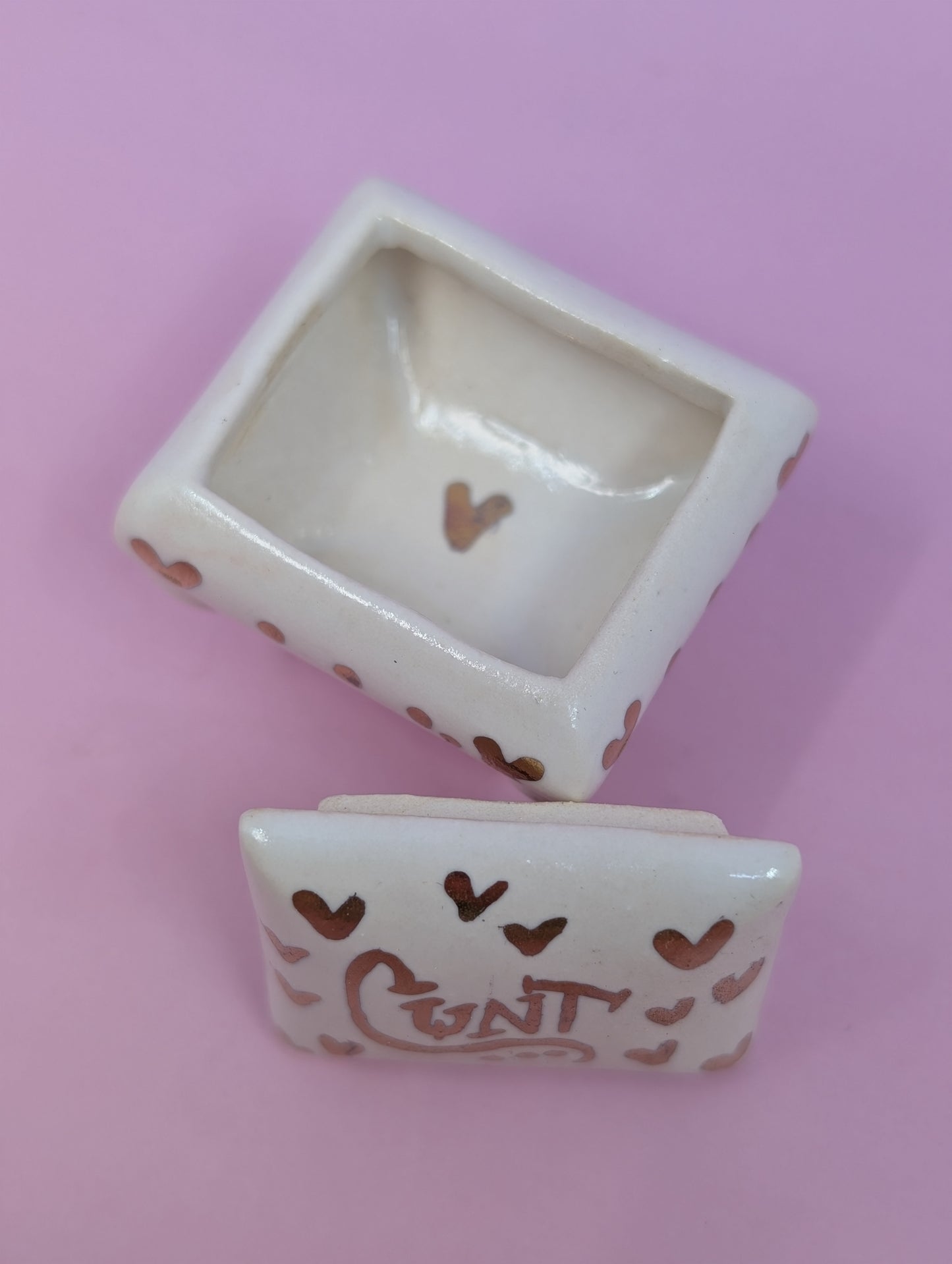 Tiny Cunty Pillbox
