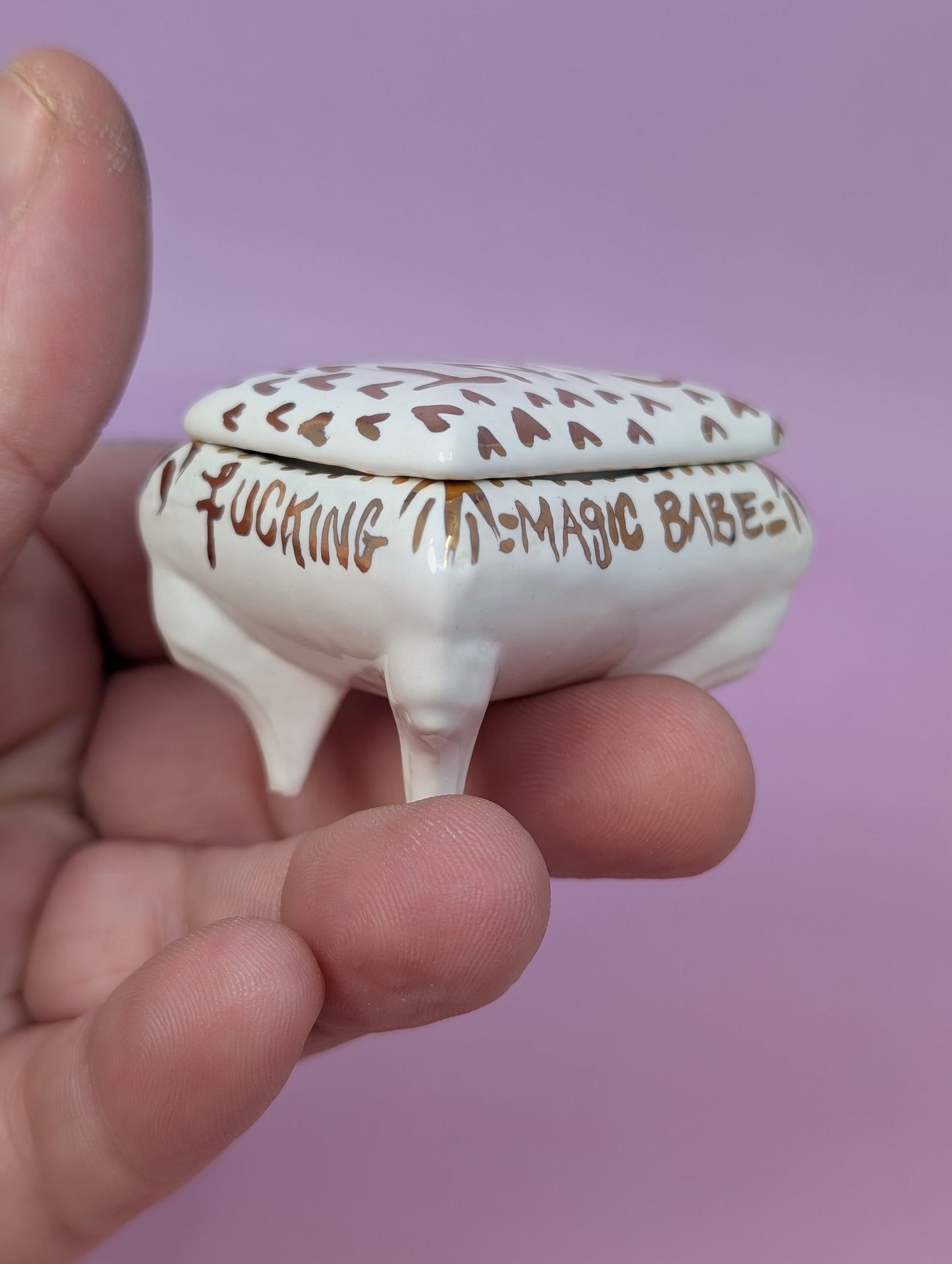 Tiny Cunty Pillbox