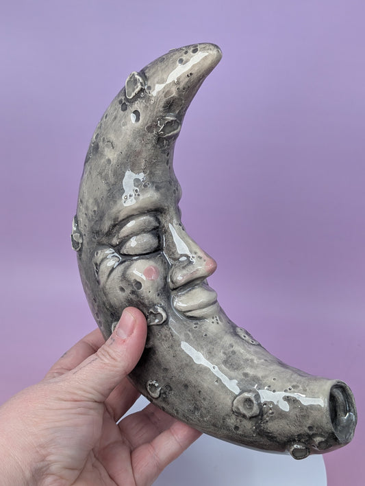 Moon Pipe