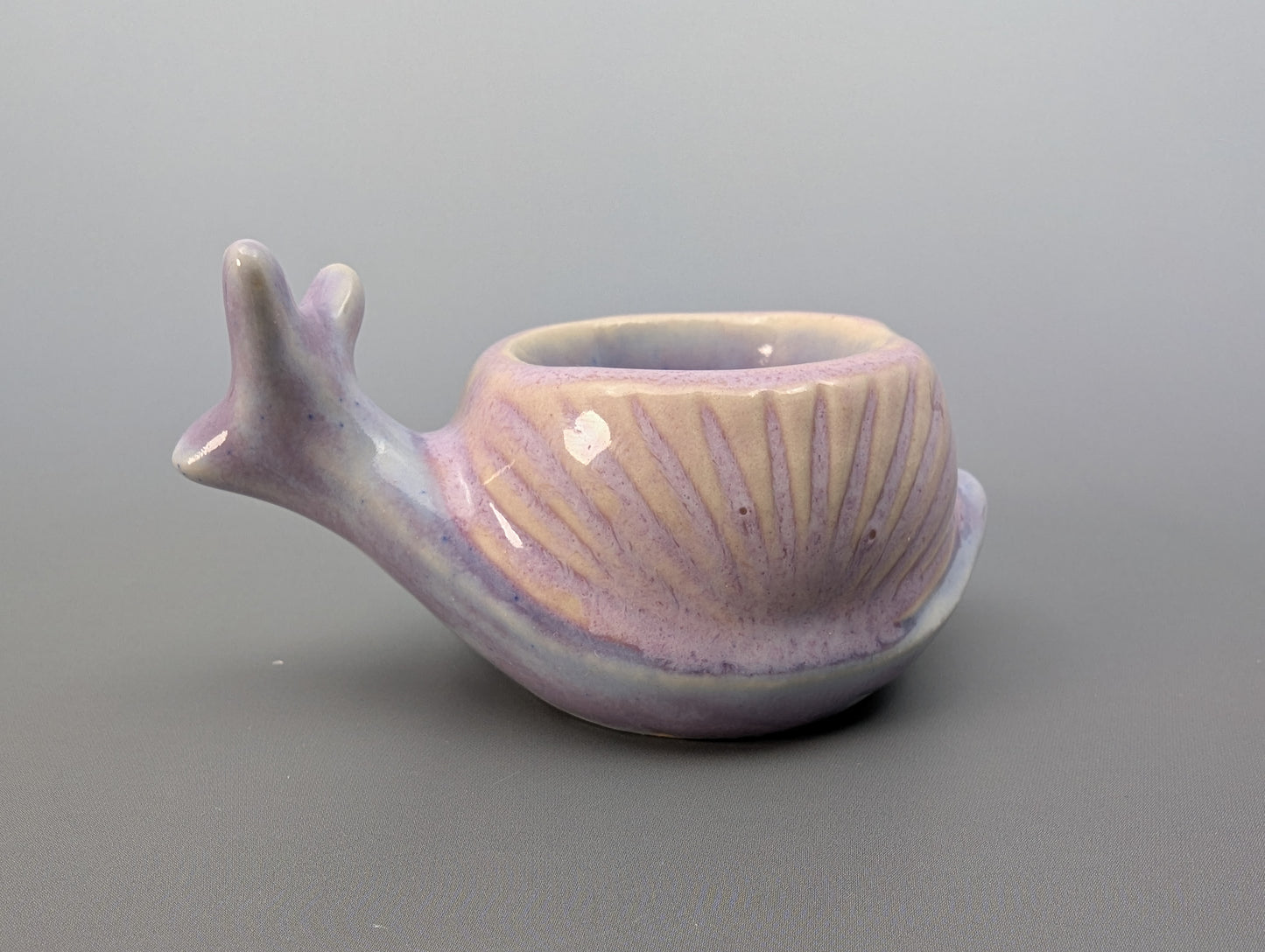 Snail Personal Ashtray - Lavender