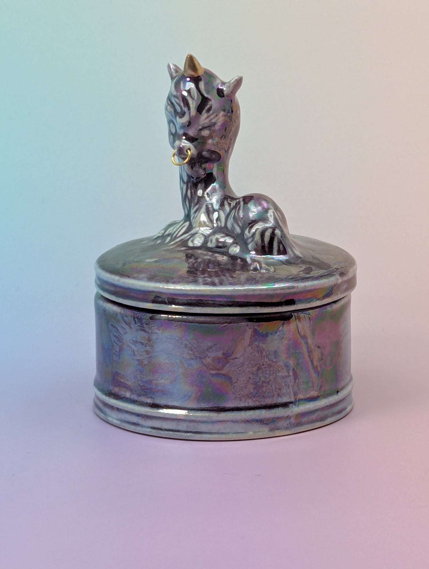Unicorn Jar with Septum Ring
