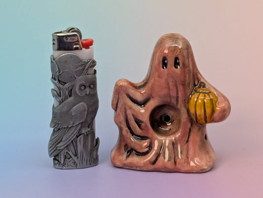 Ghostie W/Pumpkin Pipe