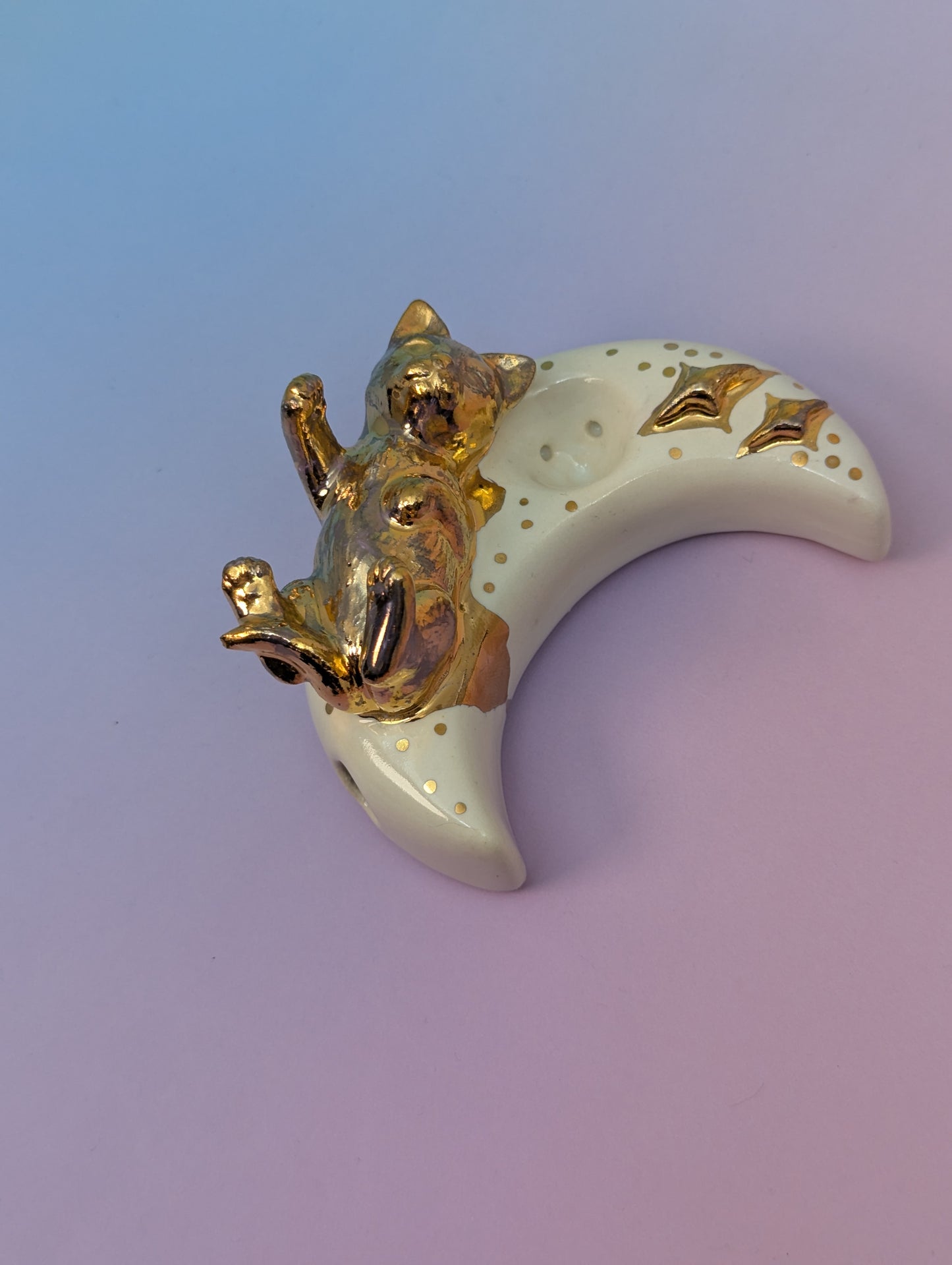 Playful Kitten & Stars Pipe