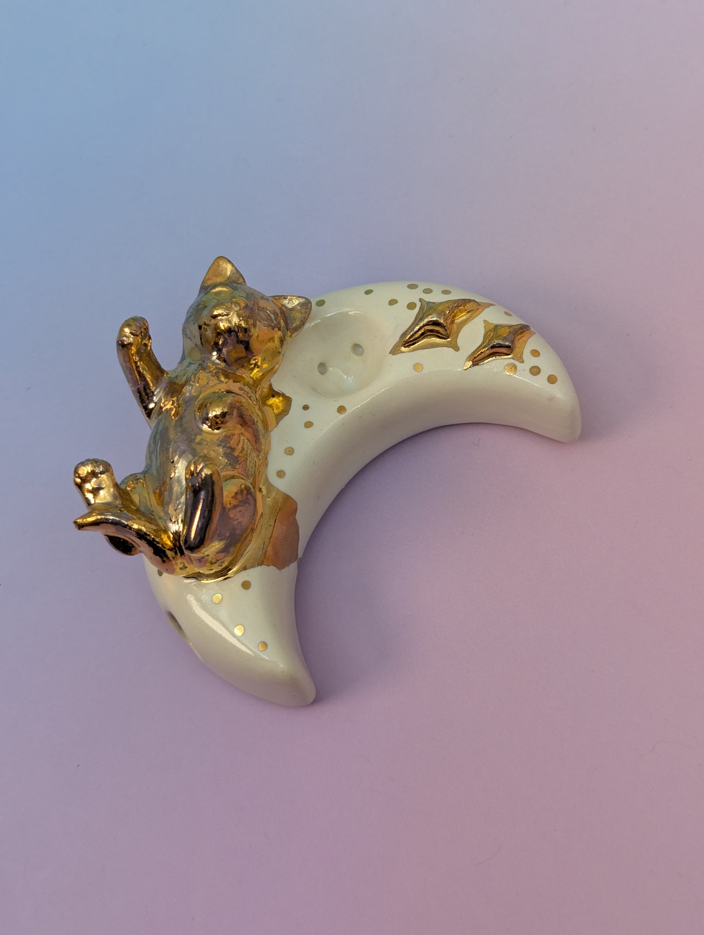 Playful Kitten & Stars Pipe