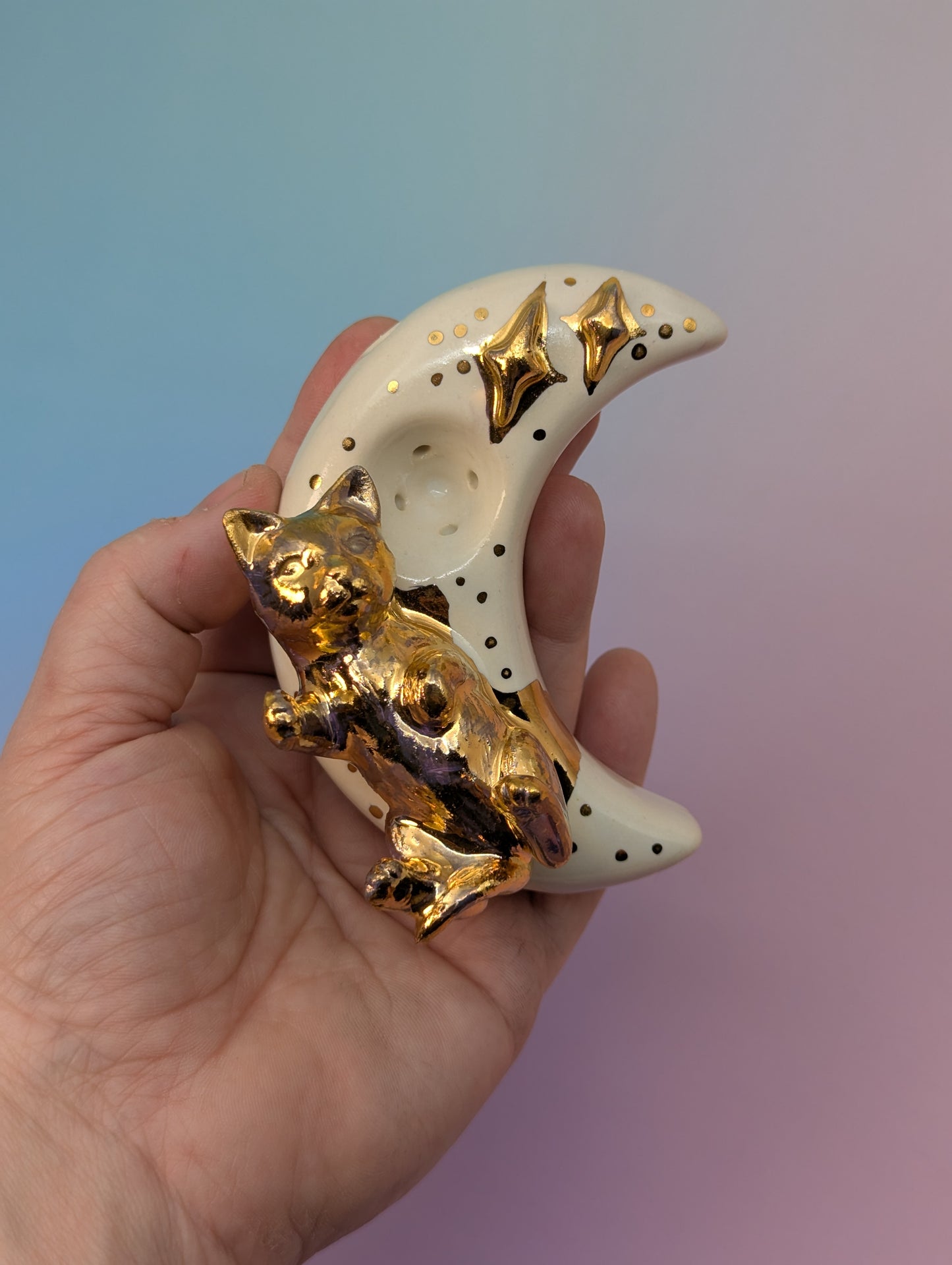Playful Kitten & Stars Pipe