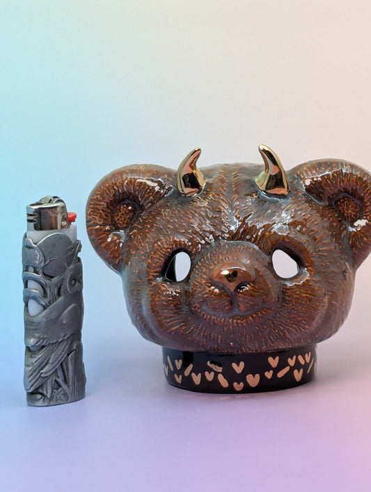 Horny Bear Ashtray W/Gold Glaze Hearts