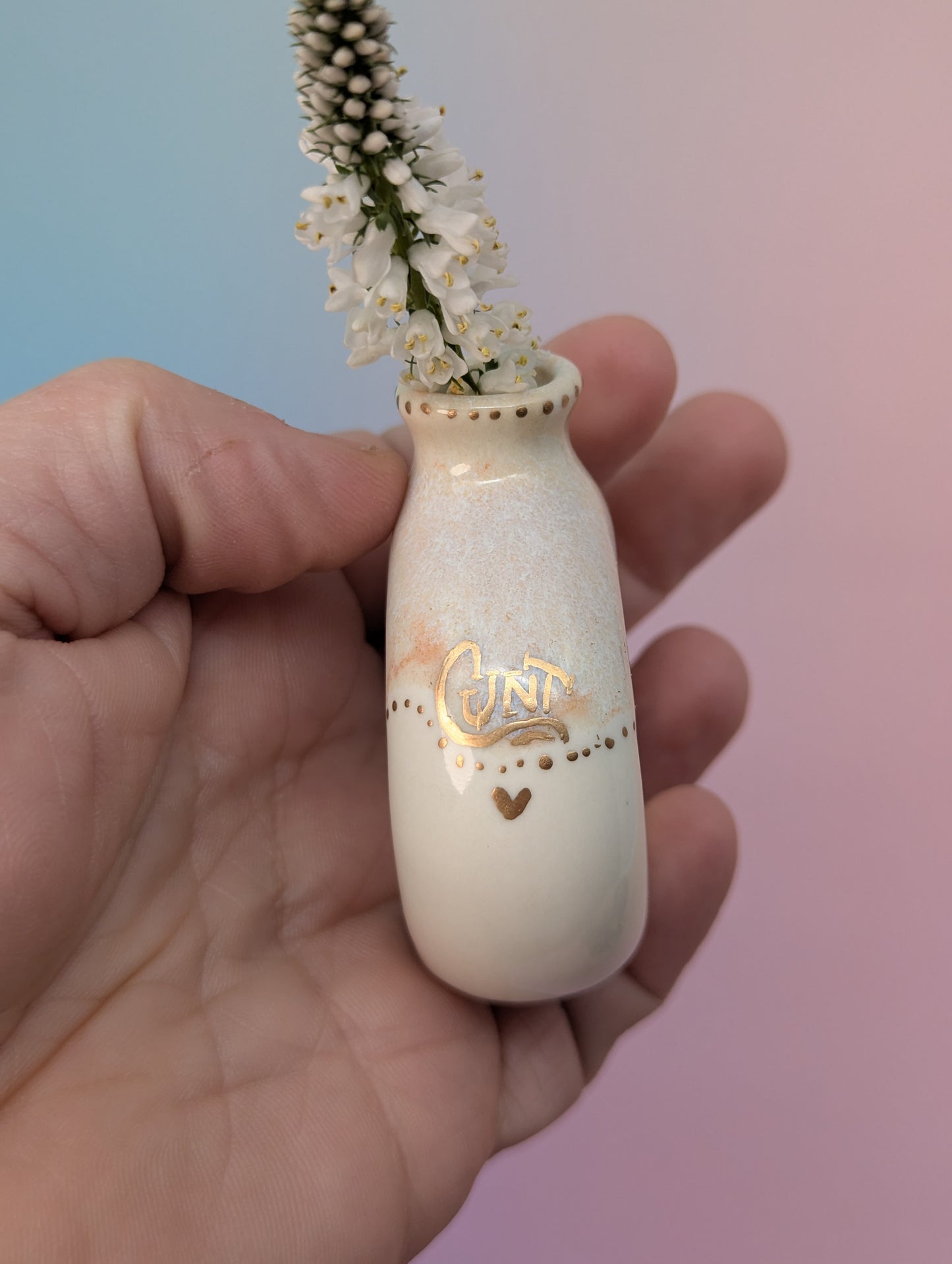 Cunty Bud Vase Napkin Rings w/ Gold Enamel Accents