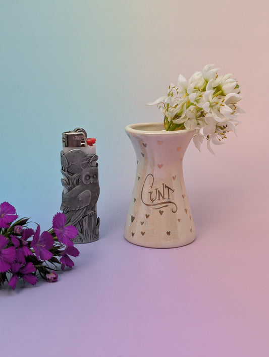 Cunty Bud Vase W/Opalescent