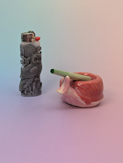 Snail Personal Ashtray - Nips and Lips Pink