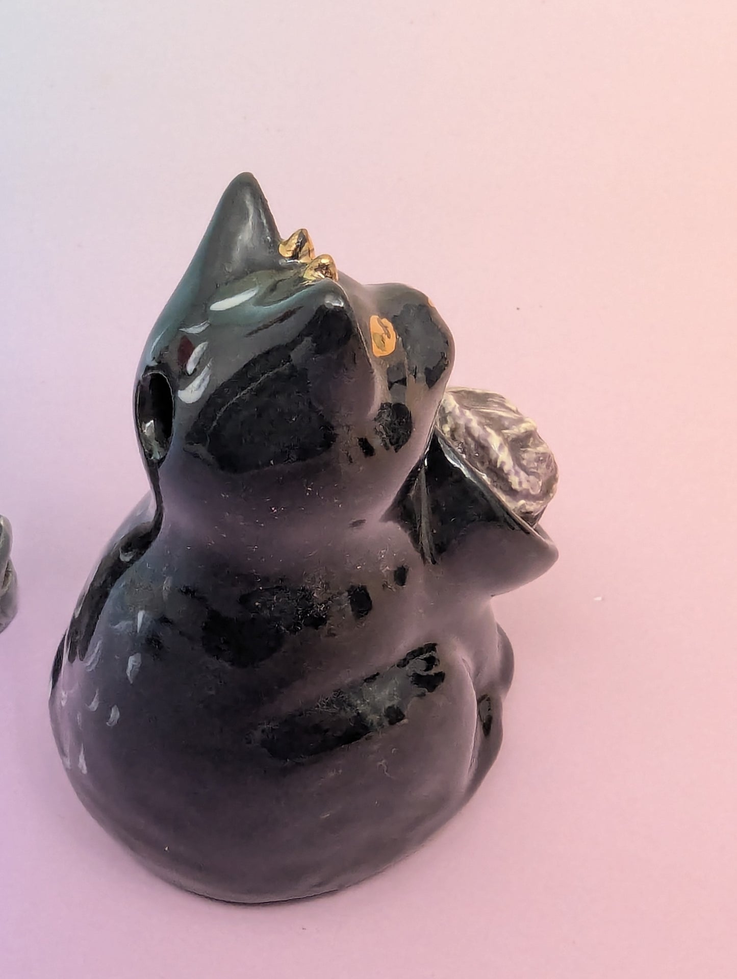 Black Cat Pipe W/Yarn Ball Stopper
