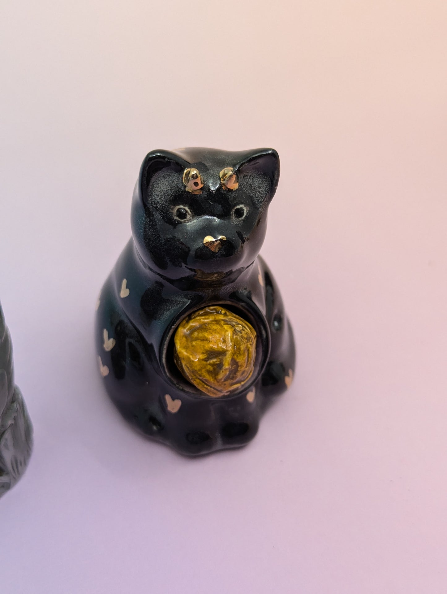 Black Cat Pipe W/Yarn Ball Stopper